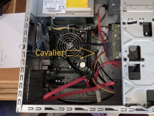 Blocage BIOS Fujitsu Esprimo P556 après une mise à jour Windows ? Voici la solution 3 Vue carte mère Fujitsu P556